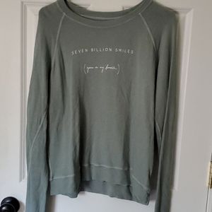 Light weight sweatshirt